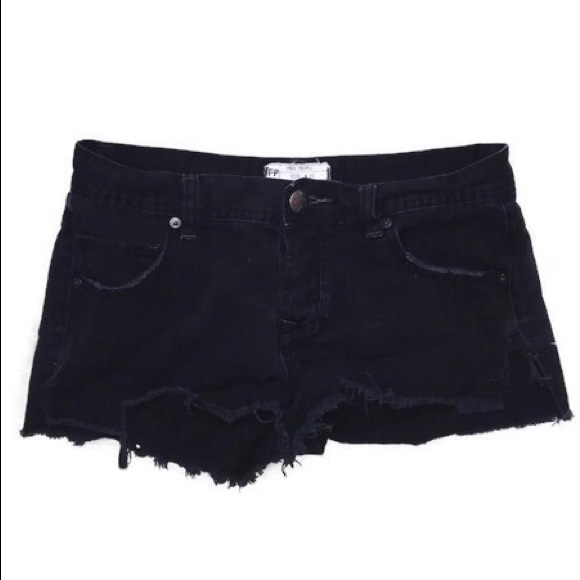 Free People Pants - ♡ FREE PEOPLE BLACK JEAN SHORTS ♡ Free People Pants - ♡ FREE PEOPLE BLACK JEAN SHORTS ♡